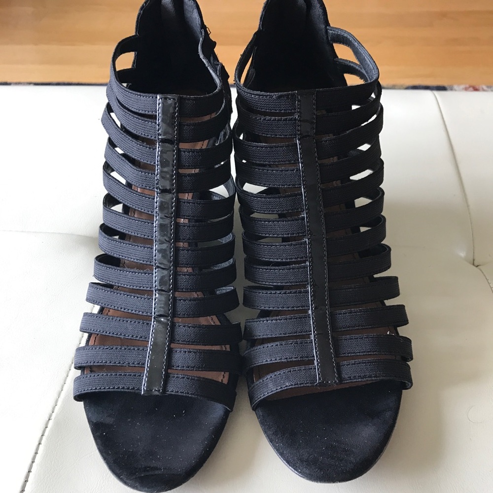 Donald J Pliner cage sandal